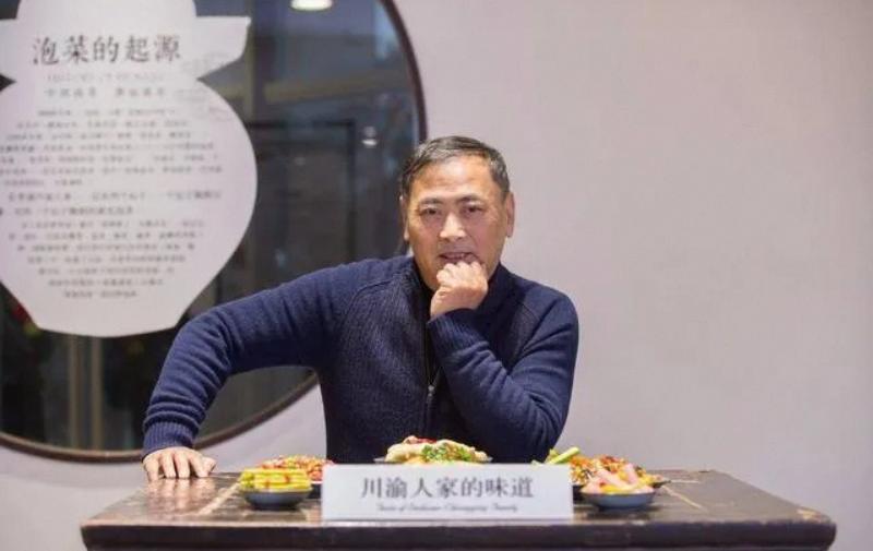 体育品牌电竞合作，联名服饰引领潮流
